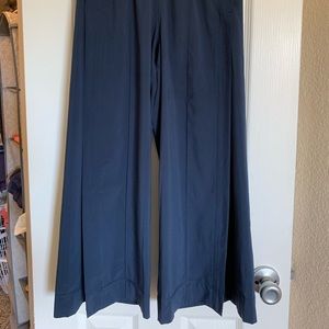 Lululemon Wanderer Culottes